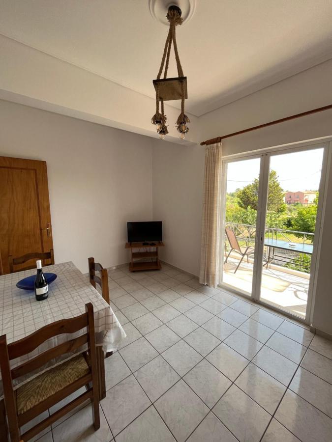 Koulouras Holiday Apartments Nikolaíika 外观 照片